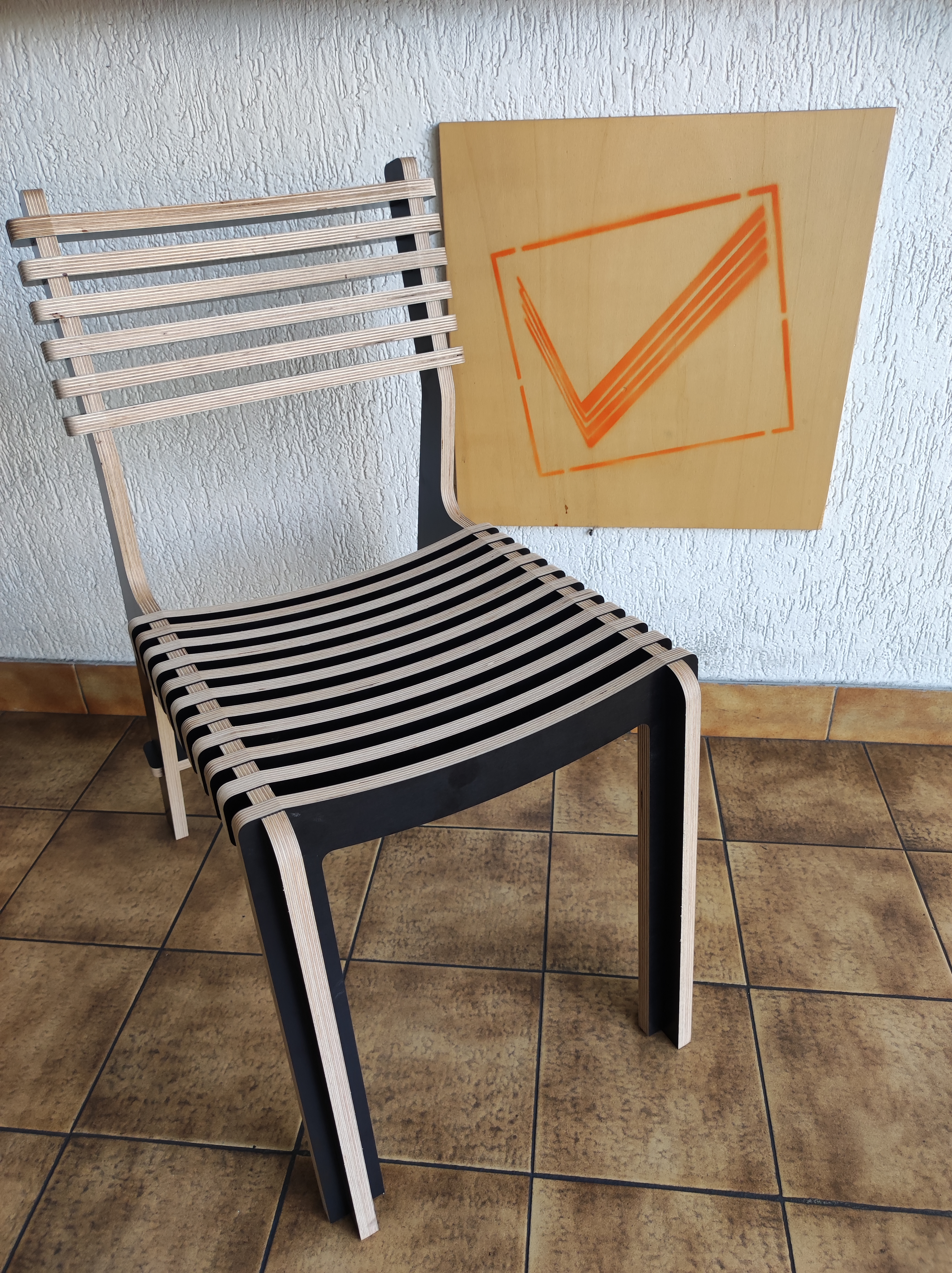 chaise black & white